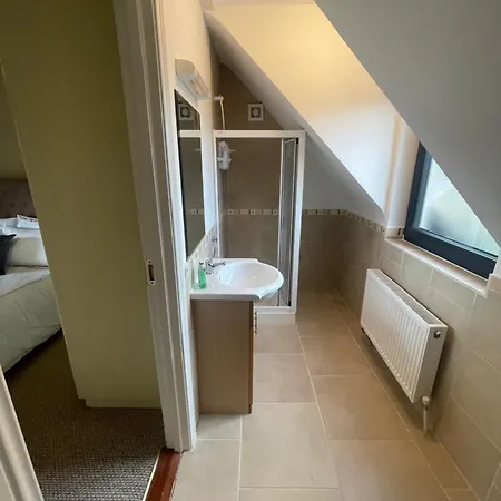 Traditional Style 3 Bed In Dundrum