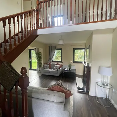 Дом отдыха Traditional Style 3 Bed In Dundrum Типперэри