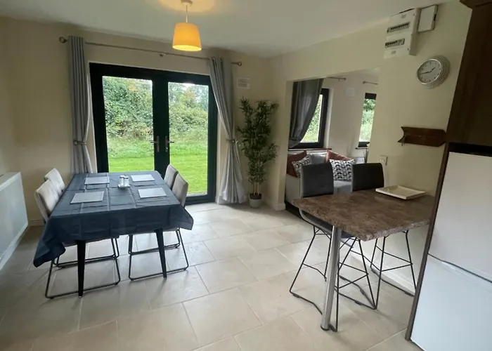 Traditional Style 3 Bed In Dundrum